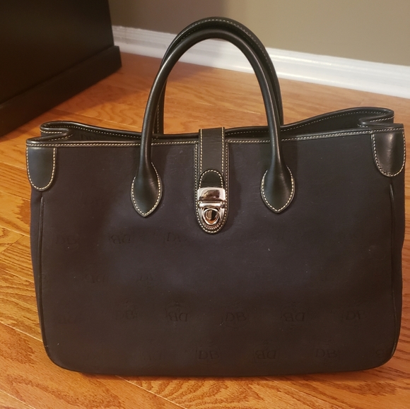 Women's Dooney & Bourke Fabric Logo Satchel Handbag Black Large Size. - Picture 1 of 7